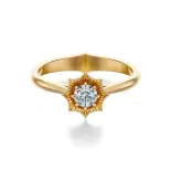 Złoty pierścionek zaręczynowy